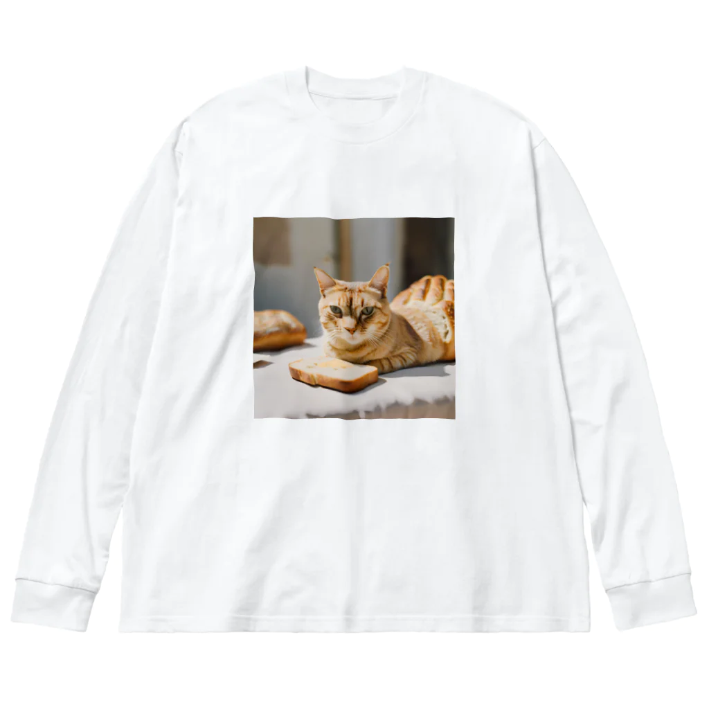 猫雑貨屋　ねこまろのパンの化身、茶トラ ビッグシルエットロングスリーブTシャツ