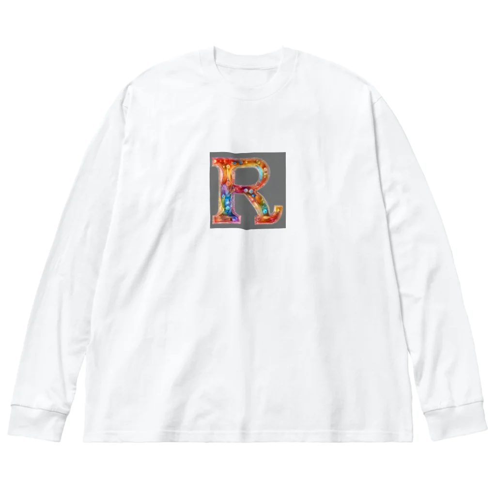 MACOCCHIの一文字のアルファベットが、美しく装飾されたデザインです Big Long Sleeve T-Shirt