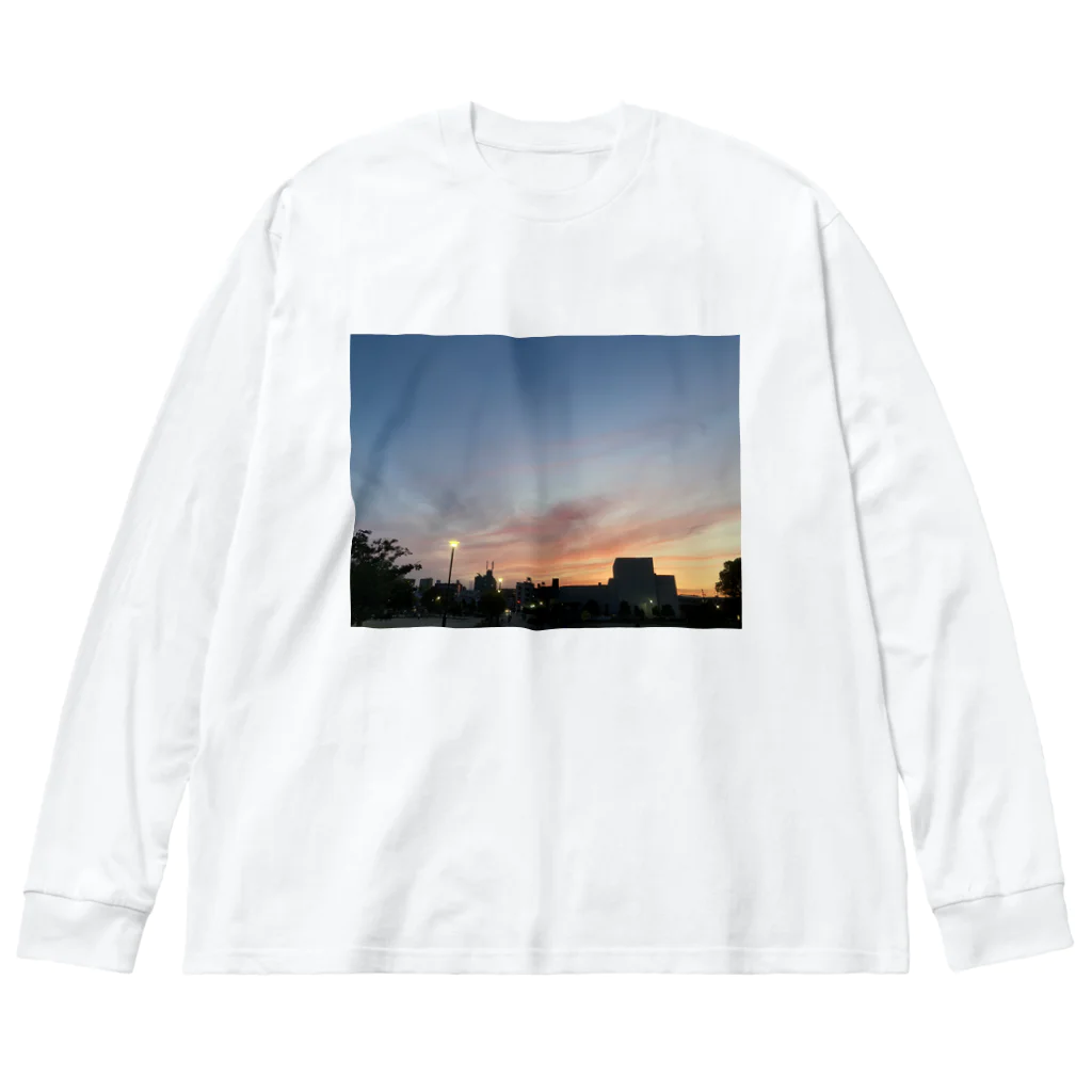 さちの部屋のとある日の夕焼け Big Long Sleeve T-Shirt