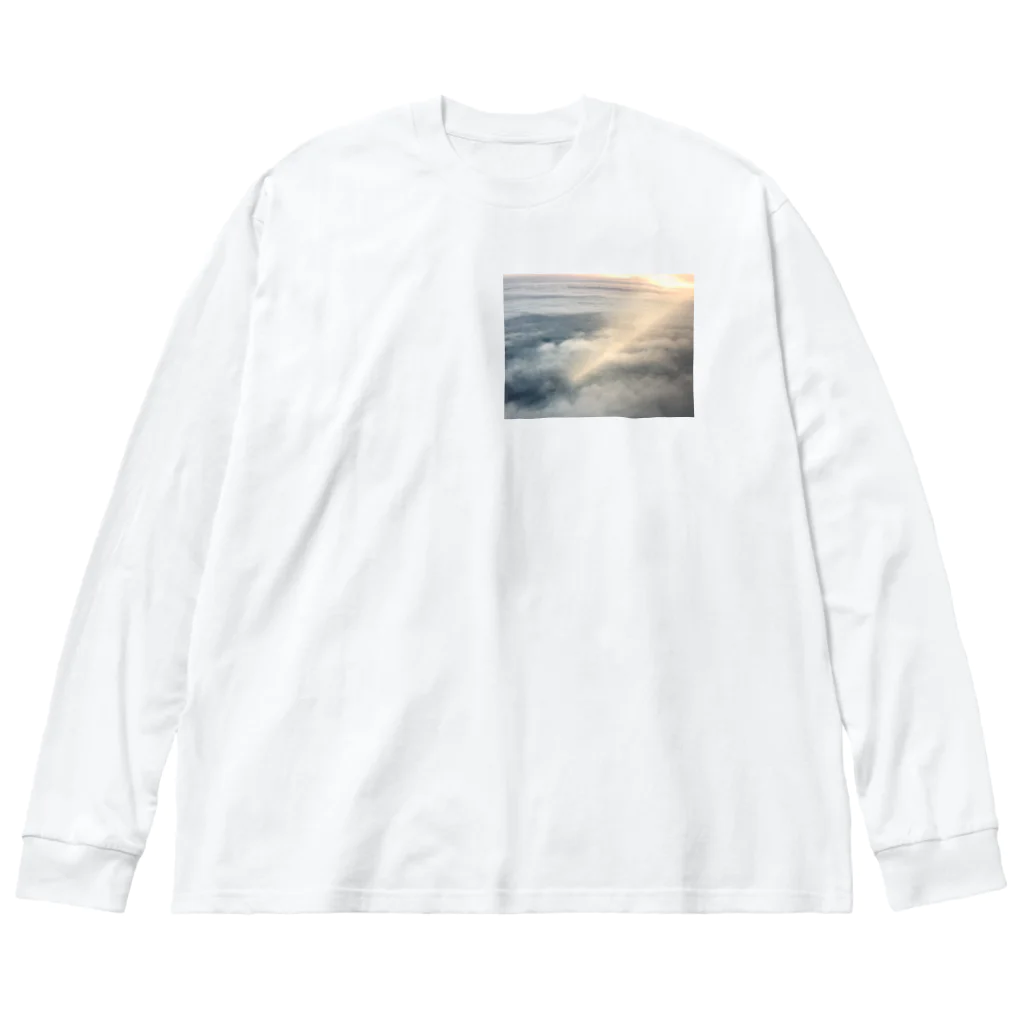 E.moのE.mo Big Long Sleeve T-Shirt