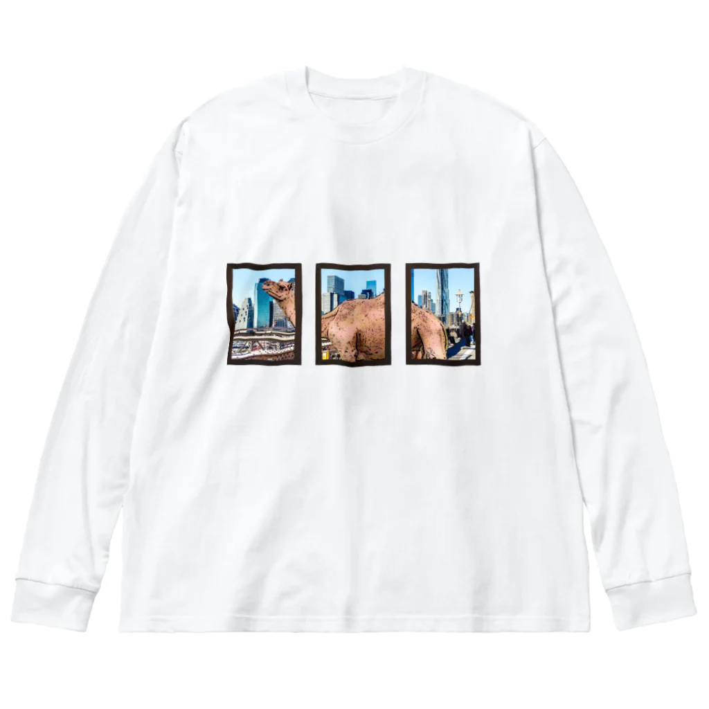 YasuCreate ShopのCamel in NYC Big Long Sleeve T-Shirt