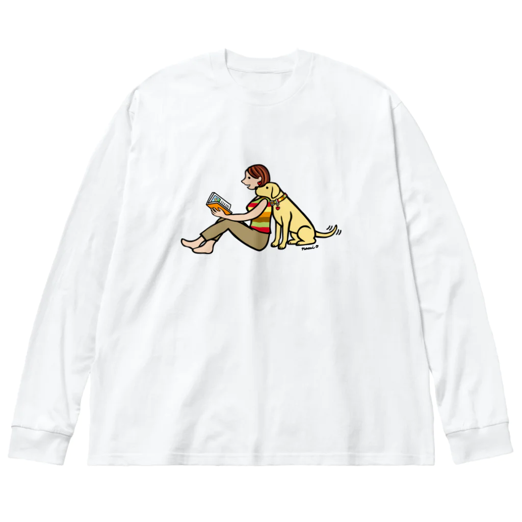 ハッピー・ラブラドールズのイエローラブラドールとママの読書の時間 Big Long Sleeve T-Shirt