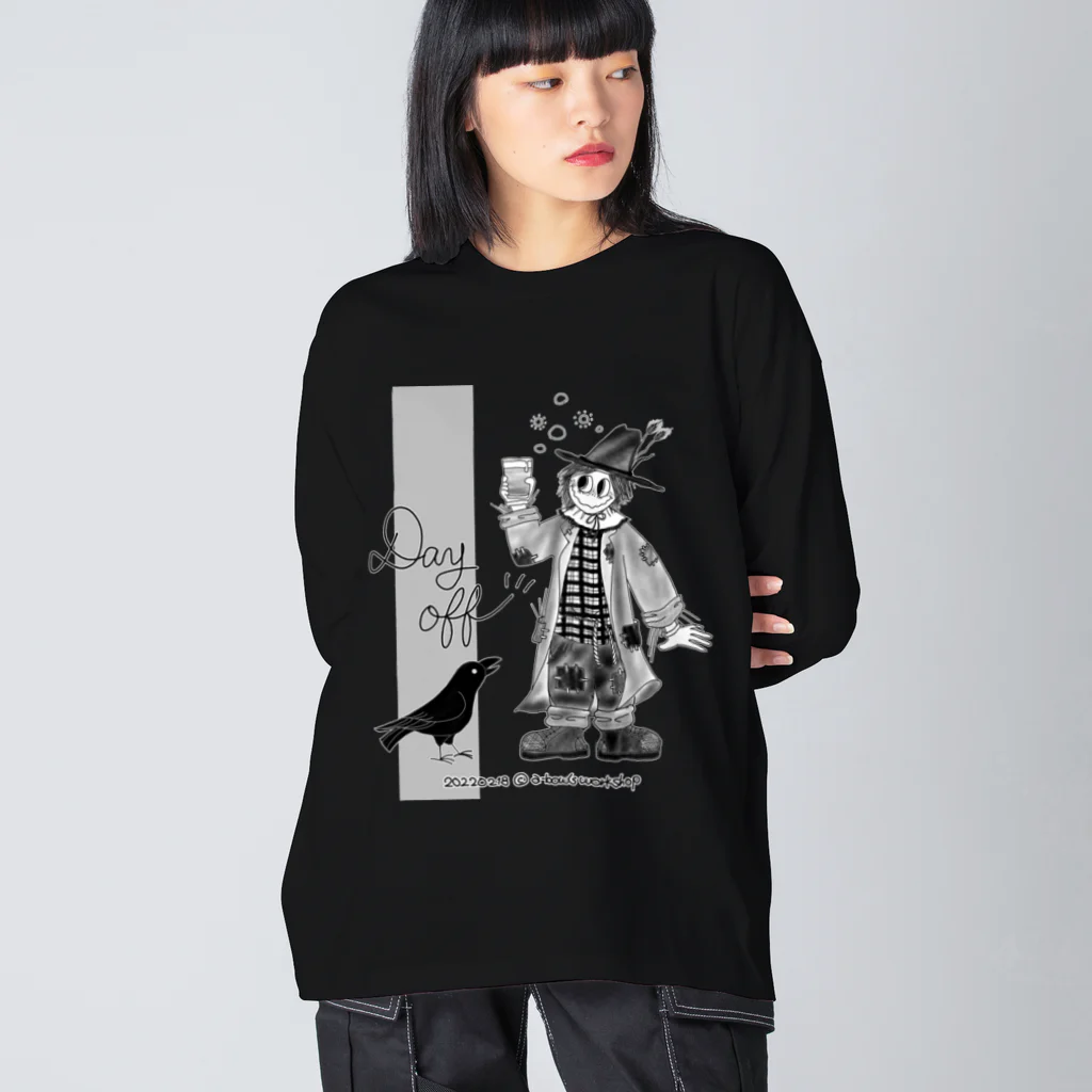 a-bow's workshop(あーぼぅズ ワークショップ)のDay off (かかしくんの休日) Big Long Sleeve T-Shirt