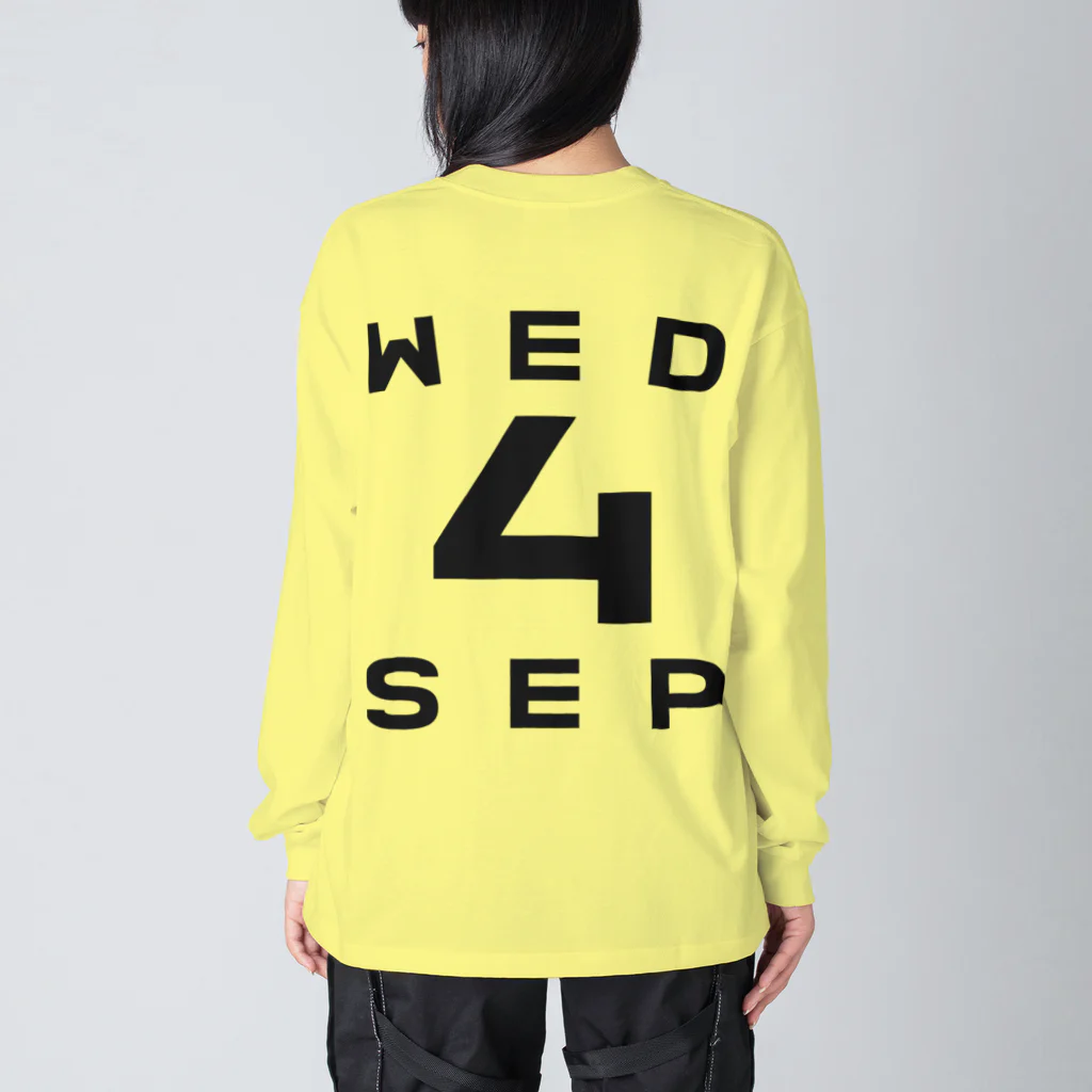 XlebreknitのWednesday, 4th September Big Long Sleeve T-Shirt