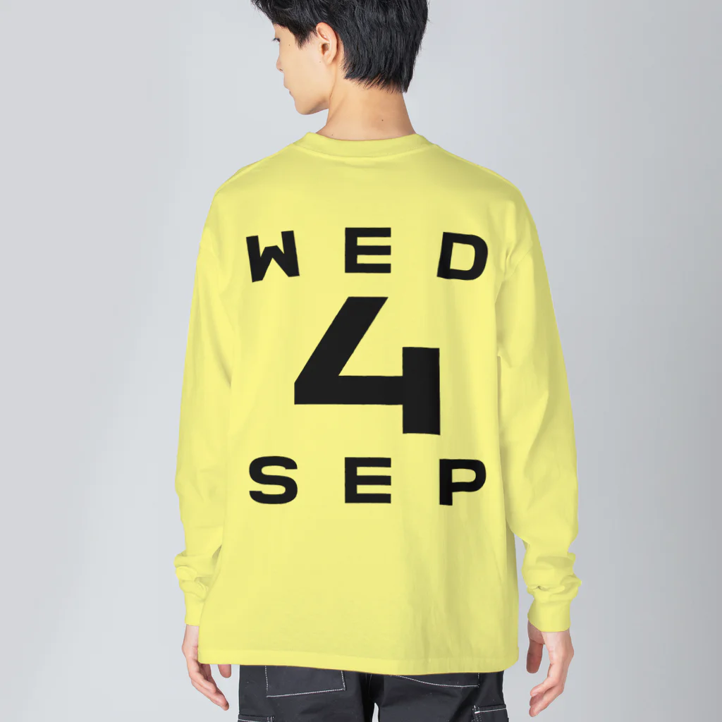 XlebreknitのWednesday, 4th September Big Long Sleeve T-Shirt