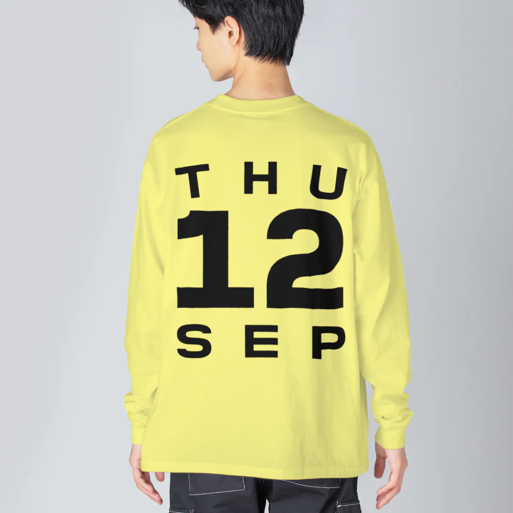 XlebreknitのThursday, 12th September Big Long Sleeve T-Shirt