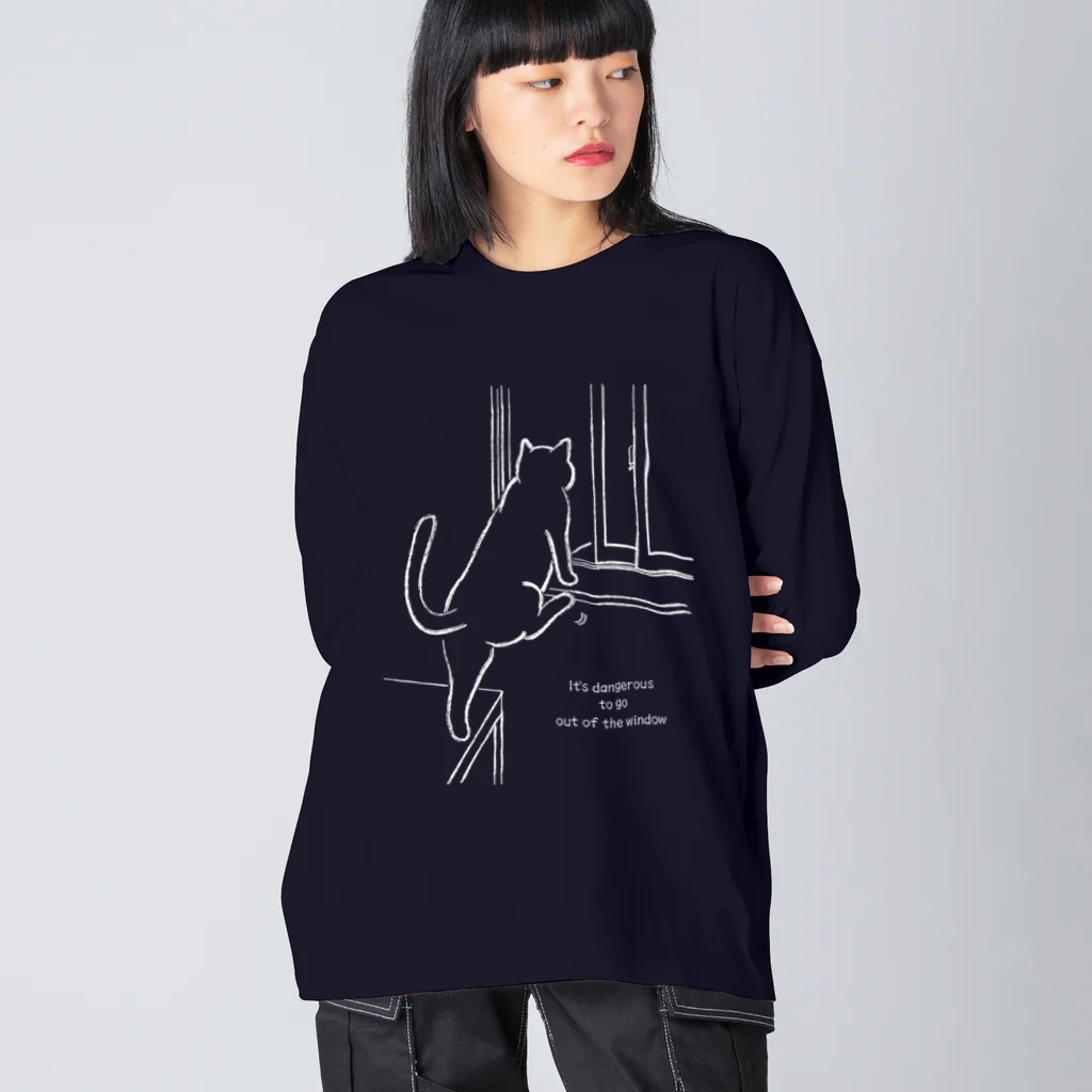 猫ねむりzzz..の猫と出窓 Big Long Sleeve T-Shirt