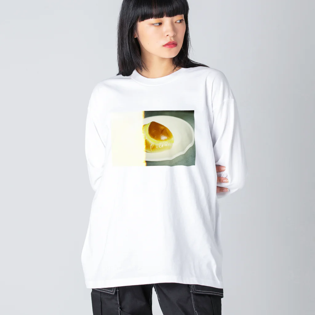 エモい写真館のクリームパンたべたい Big Long Sleeve T-Shirt