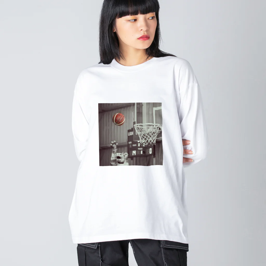 Neko baccaのシュート！？リバウンド！？ Big Long Sleeve T-Shirt