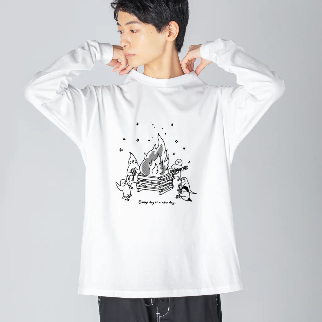 オグチヨーコのインコさんとキャンプファイヤー Big Long Sleeve T-Shirt