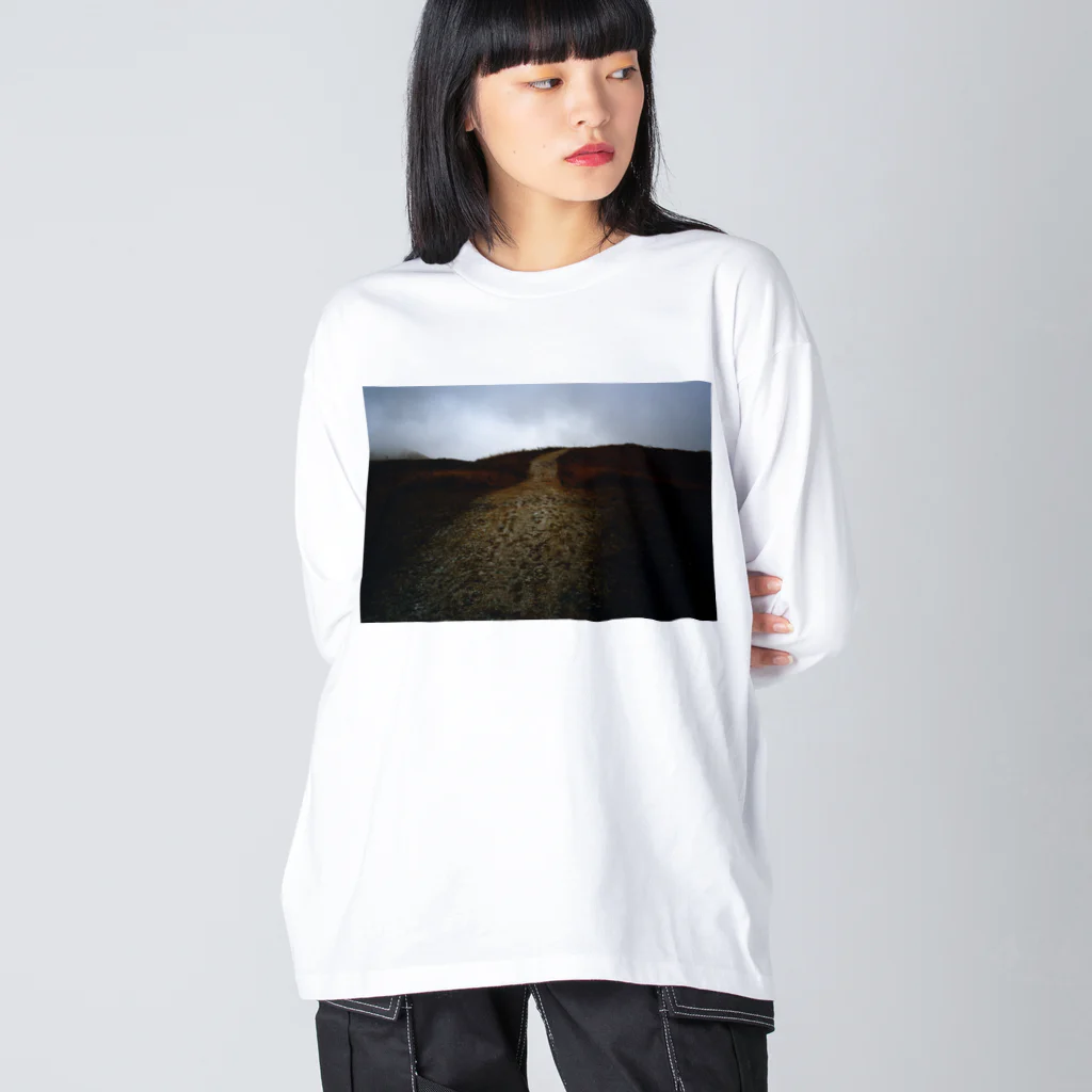 本山周平+GRAF Publishersの阿蘇山と足跡Tシャツ Big Long Sleeve T-Shirt