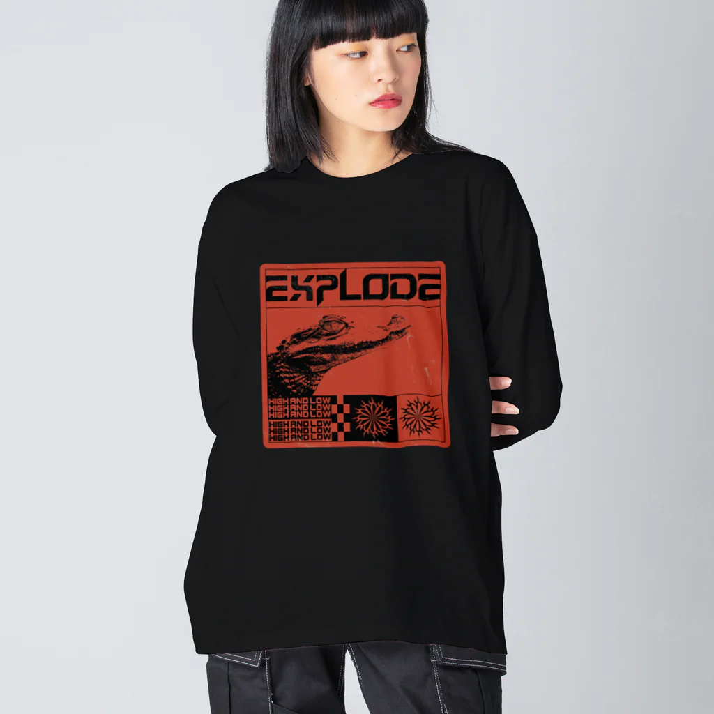 YuukingStoreのEXPLODE Big Long Sleeve T-Shirt