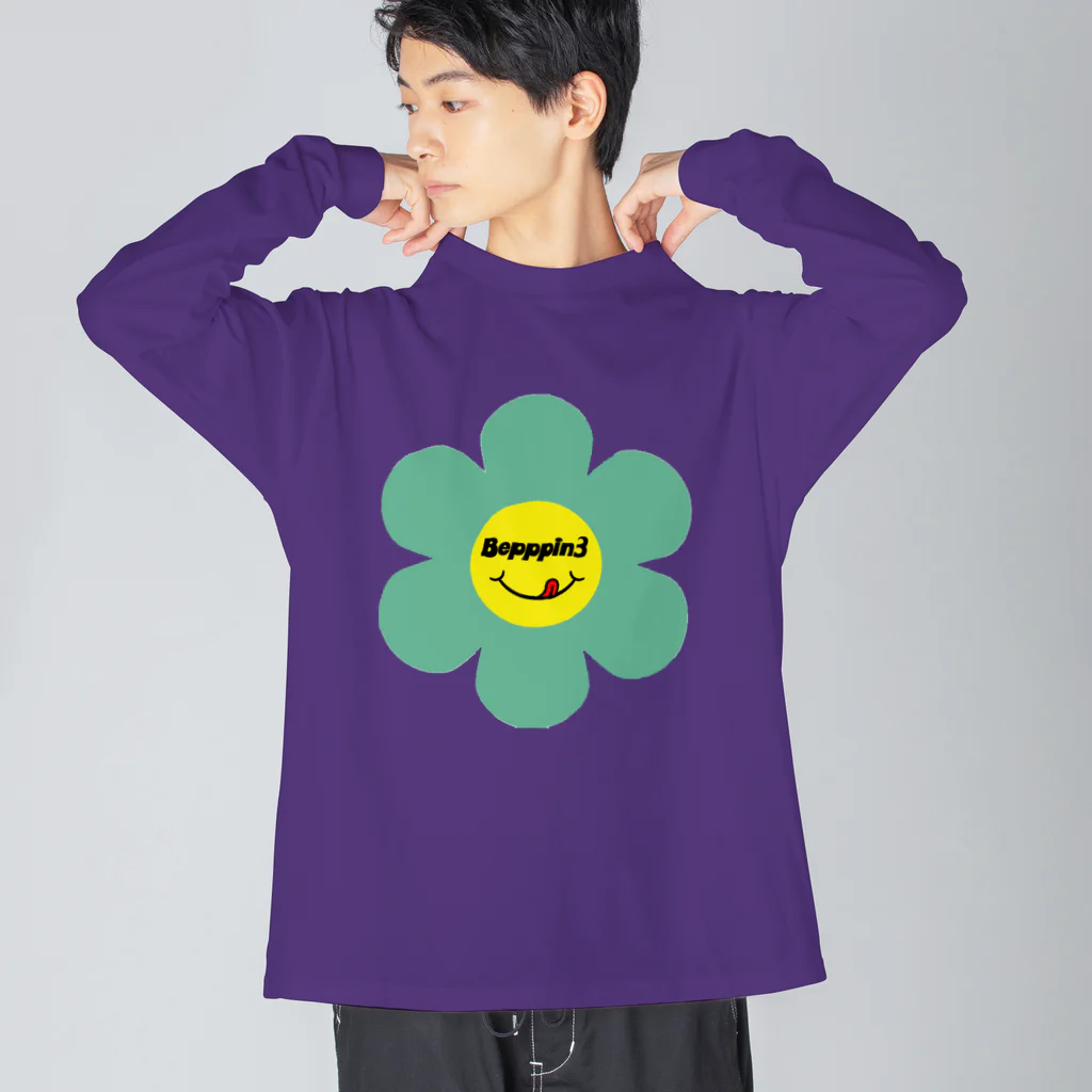 Bepppin3Companyのレトロフラワー★グリーン Big Long Sleeve T-Shirt