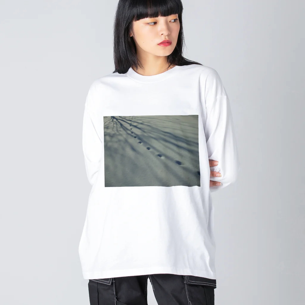 空屋　sorayakusakaの201612171227001　狐の足跡 Big Long Sleeve T-Shirt