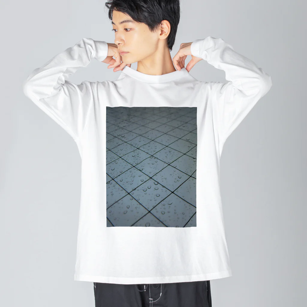 空屋　sorayakusakaの200904261320000　一粒の雨の音に ビッグシルエットロングスリーブTシャツ