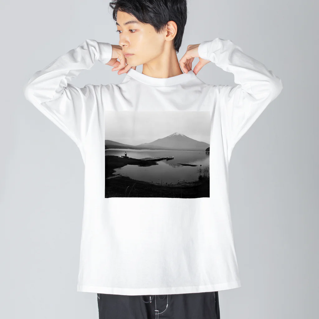 本山周平+GRAF Publishersの富士山とおじさん Big Long Sleeve T-Shirt