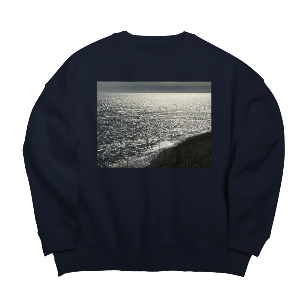 空屋　sorayakusakaの202004241513000　銀の海岸線 Big Crew Neck Sweatshirt