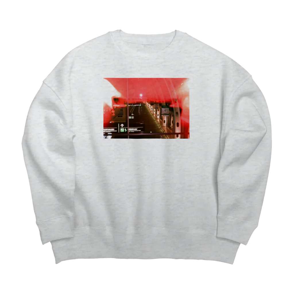 87年1月1日のバグってる那覇空港 Big Crew Neck Sweatshirt