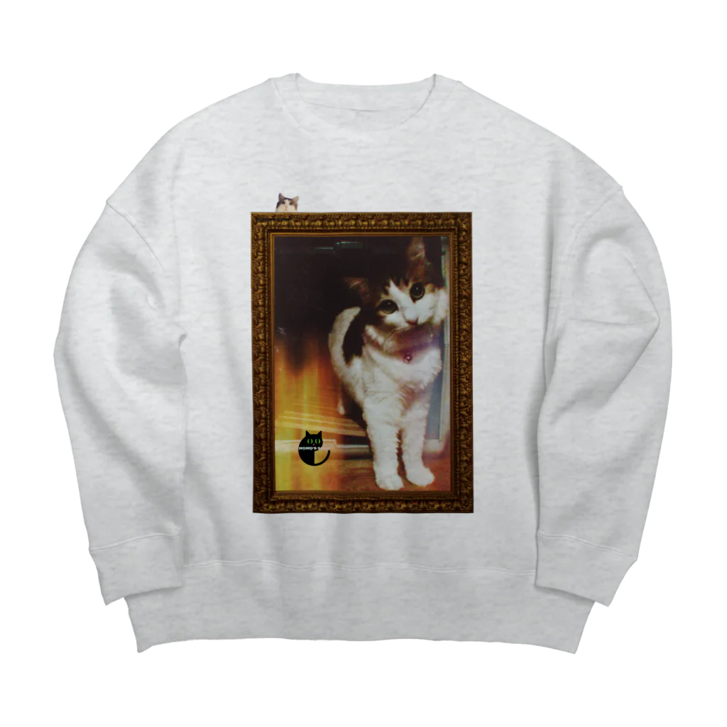 𝙈𝙊𝙈𝙊'𝙨 𝙎𝙝𝙤𝙥のMOMO-奇跡の一枚★ Big Crew Neck Sweatshirt