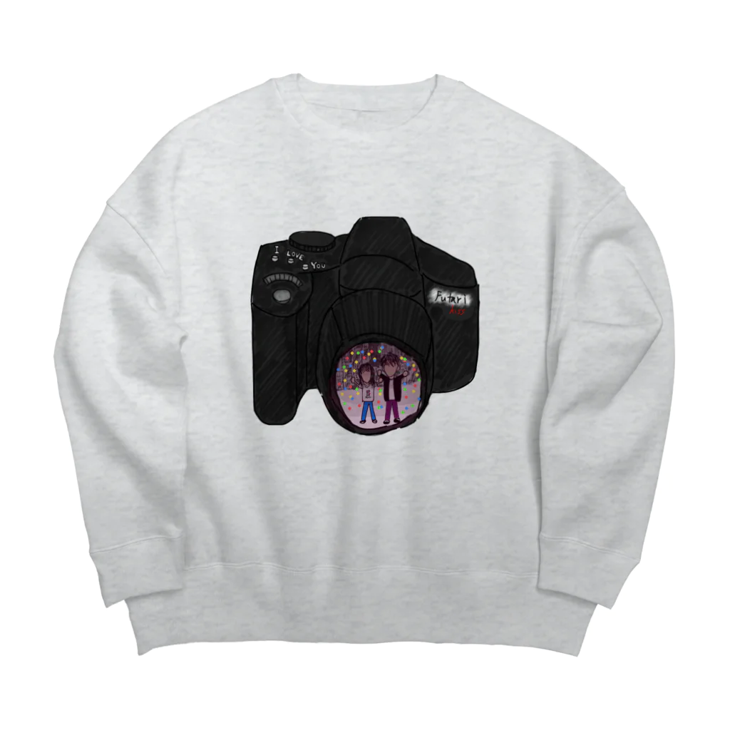 yuuya_108のカメラとふたり Big Crew Neck Sweatshirt