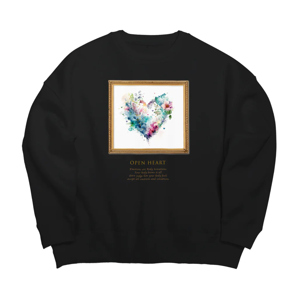 LuciaのOPEN HEART Big Crew Neck Sweatshirt