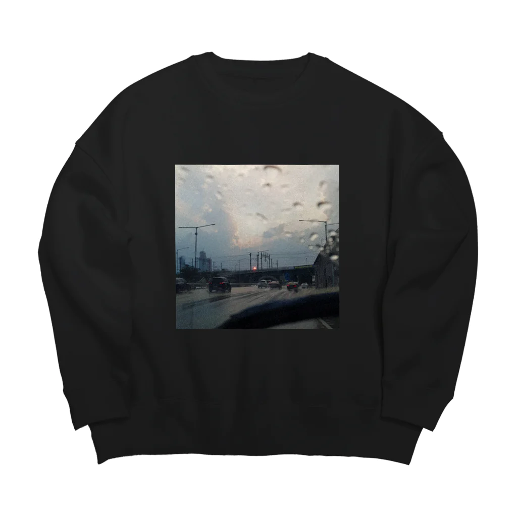 elic0514のrain road Big Crew Neck Sweatshirt