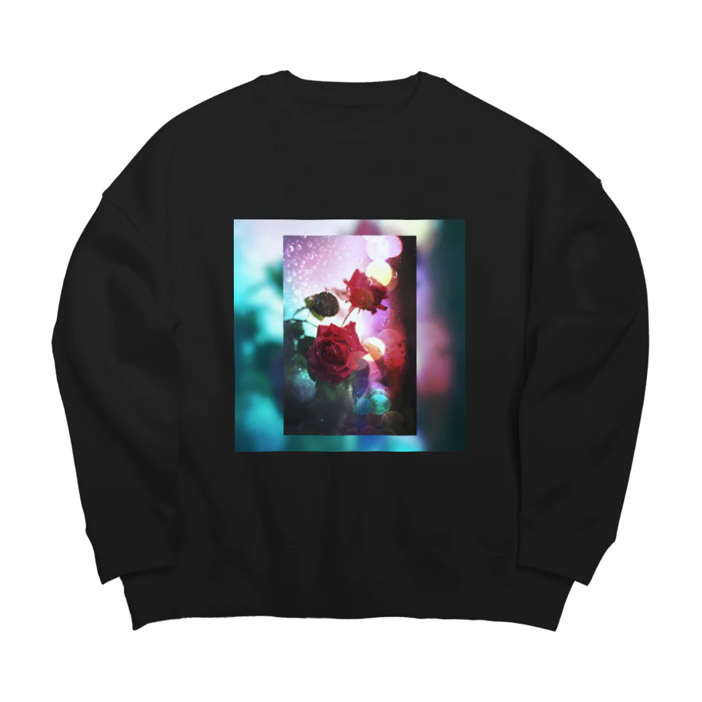 ゆめみがち部、部室の薔薇ドロップス Big Crew Neck Sweatshirt