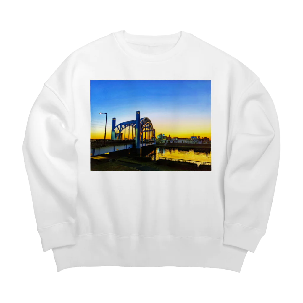 tokyo_a_wの江戸川区の空 Big Crew Neck Sweatshirt