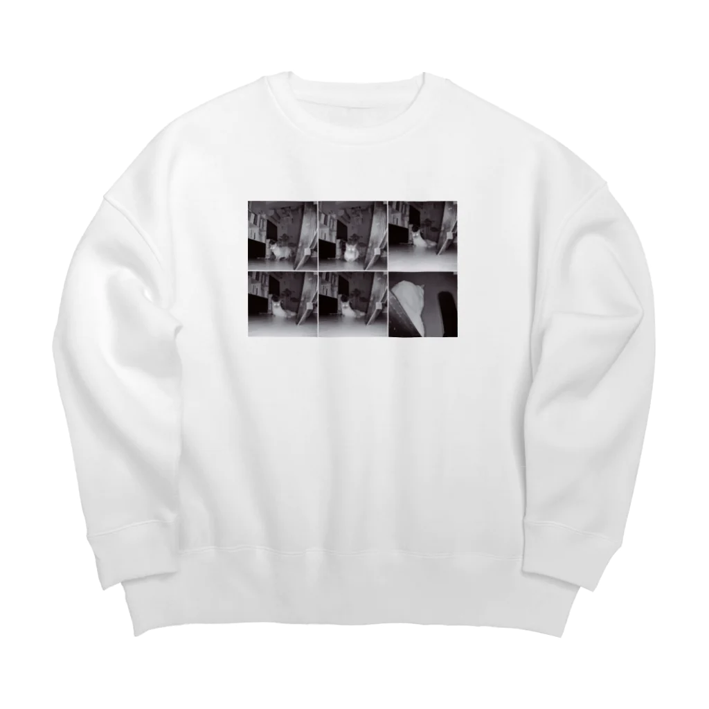 Burnt NEKOCHANのHOME ALONE Big Crew Neck Sweatshirt