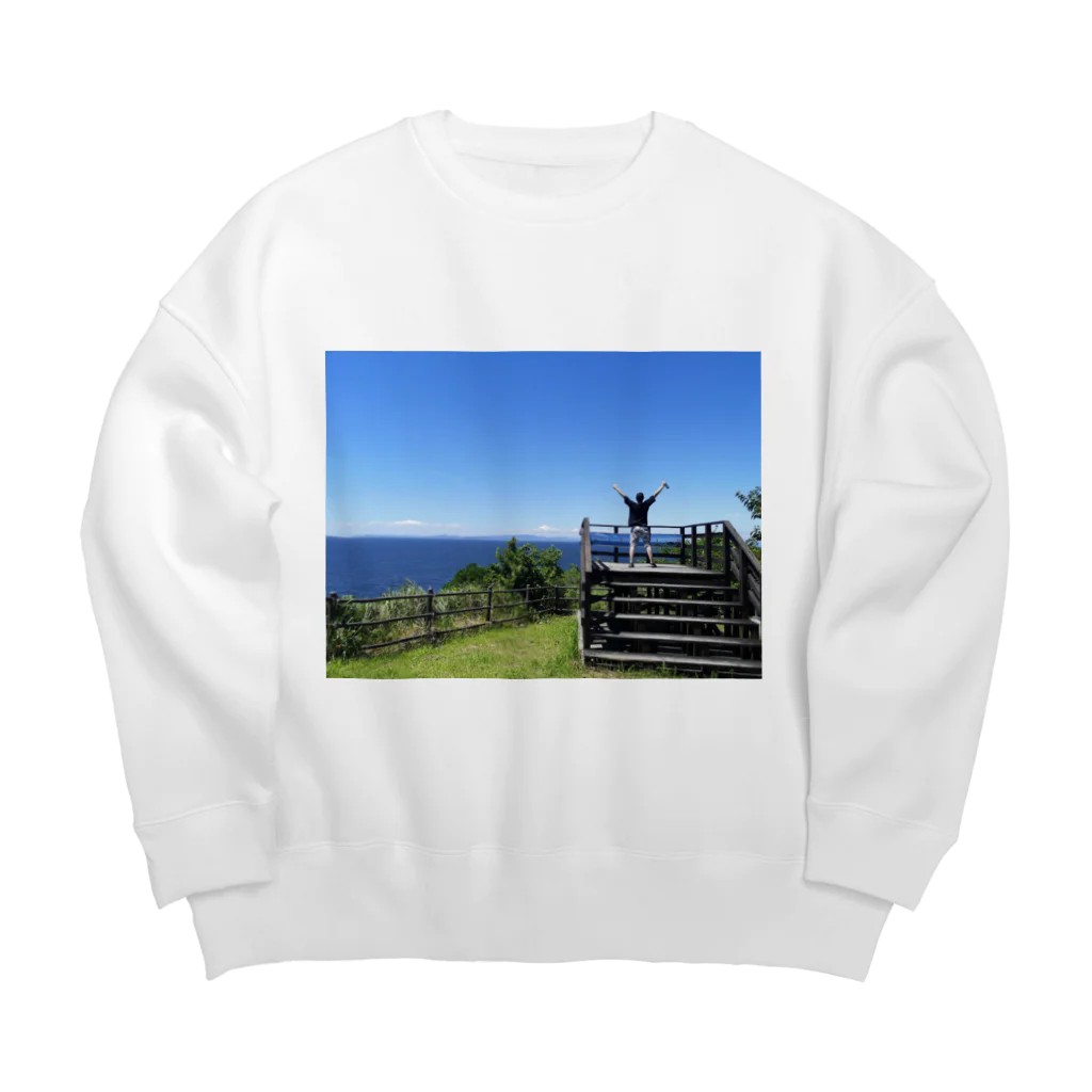 konamiの晴天のヤツ Big Crew Neck Sweatshirt