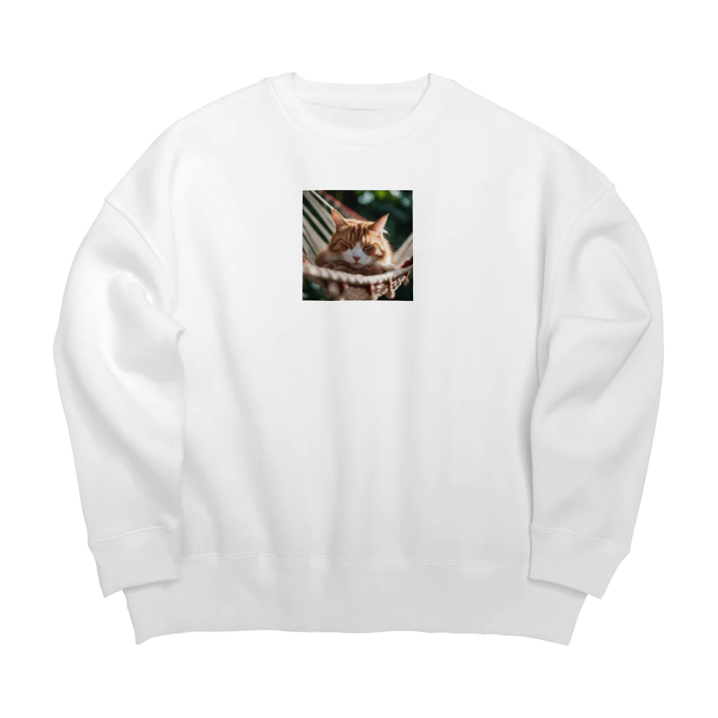 KKaの居眠りニャンコ Big Crew Neck Sweatshirt