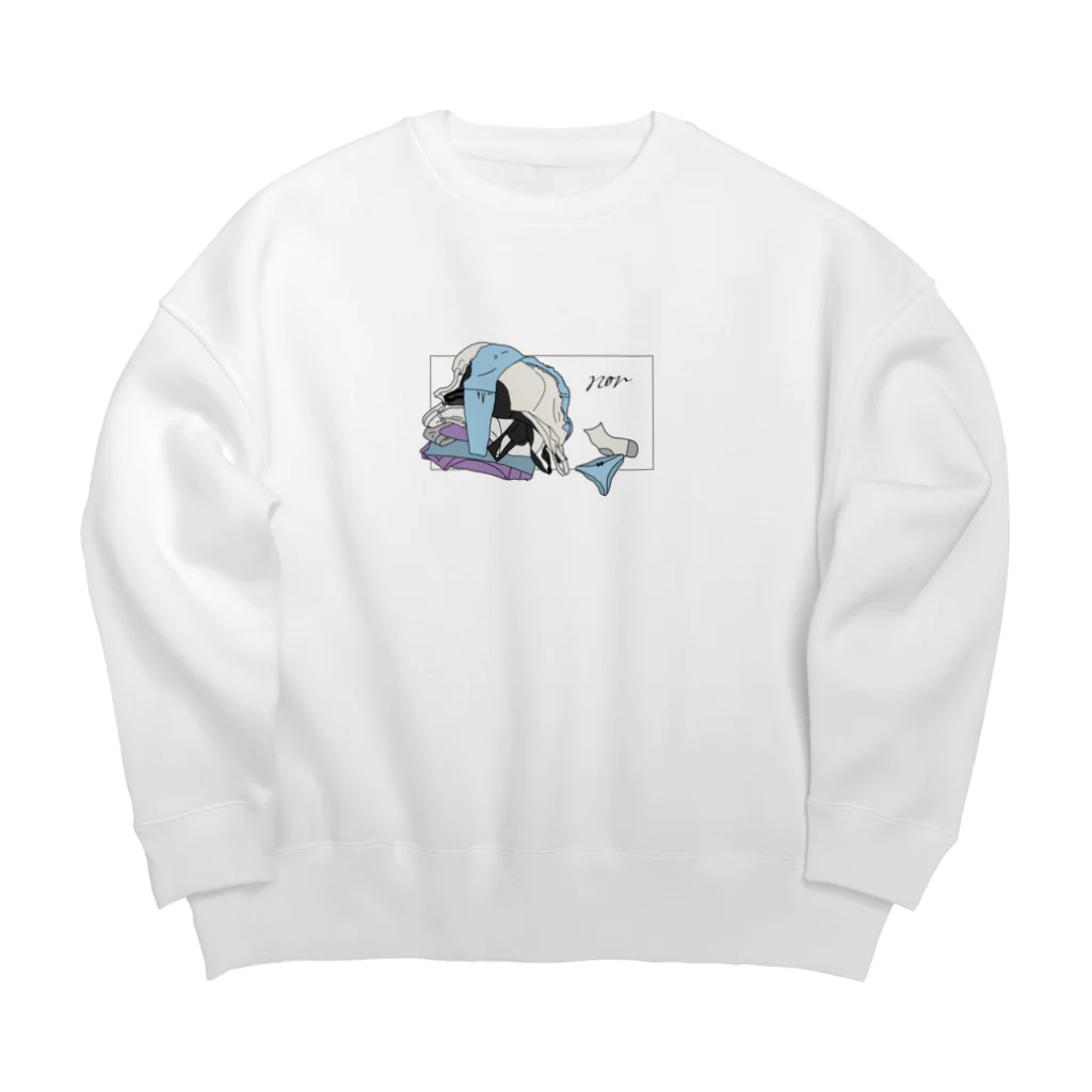 n o n . (ノン.)のsentakumono. Big Crew Neck Sweatshirt