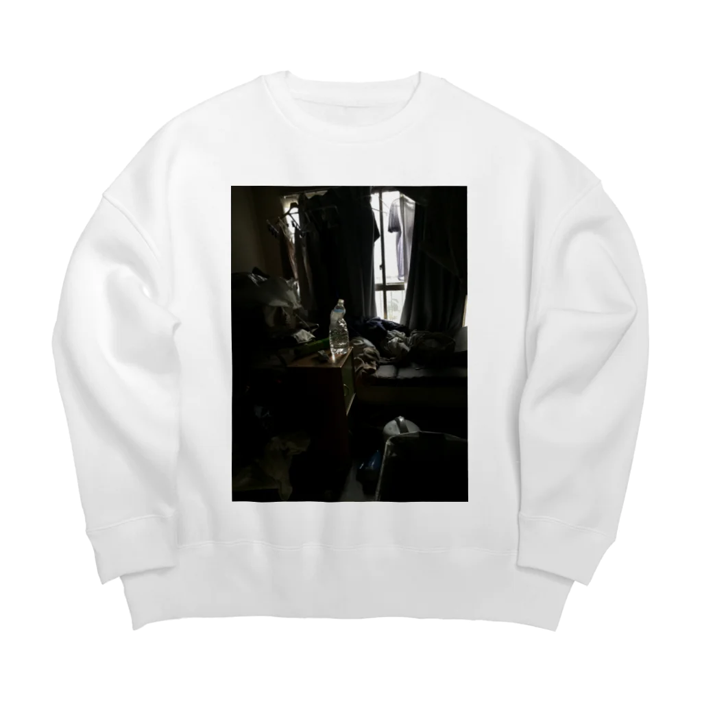 厭な虫のダメなやつの部屋  Big Crew Neck Sweatshirt