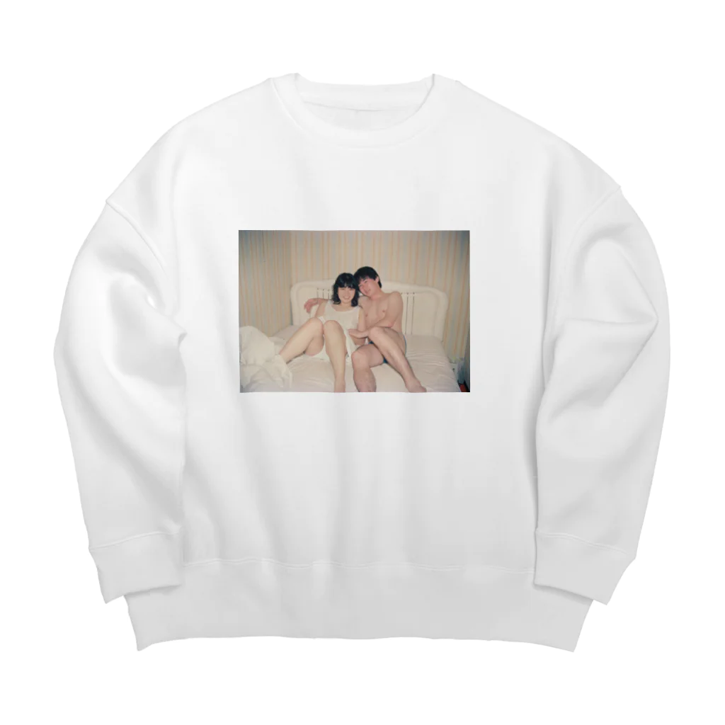 甲虫王者ヤーマンのにゃん Big Crew Neck Sweatshirt