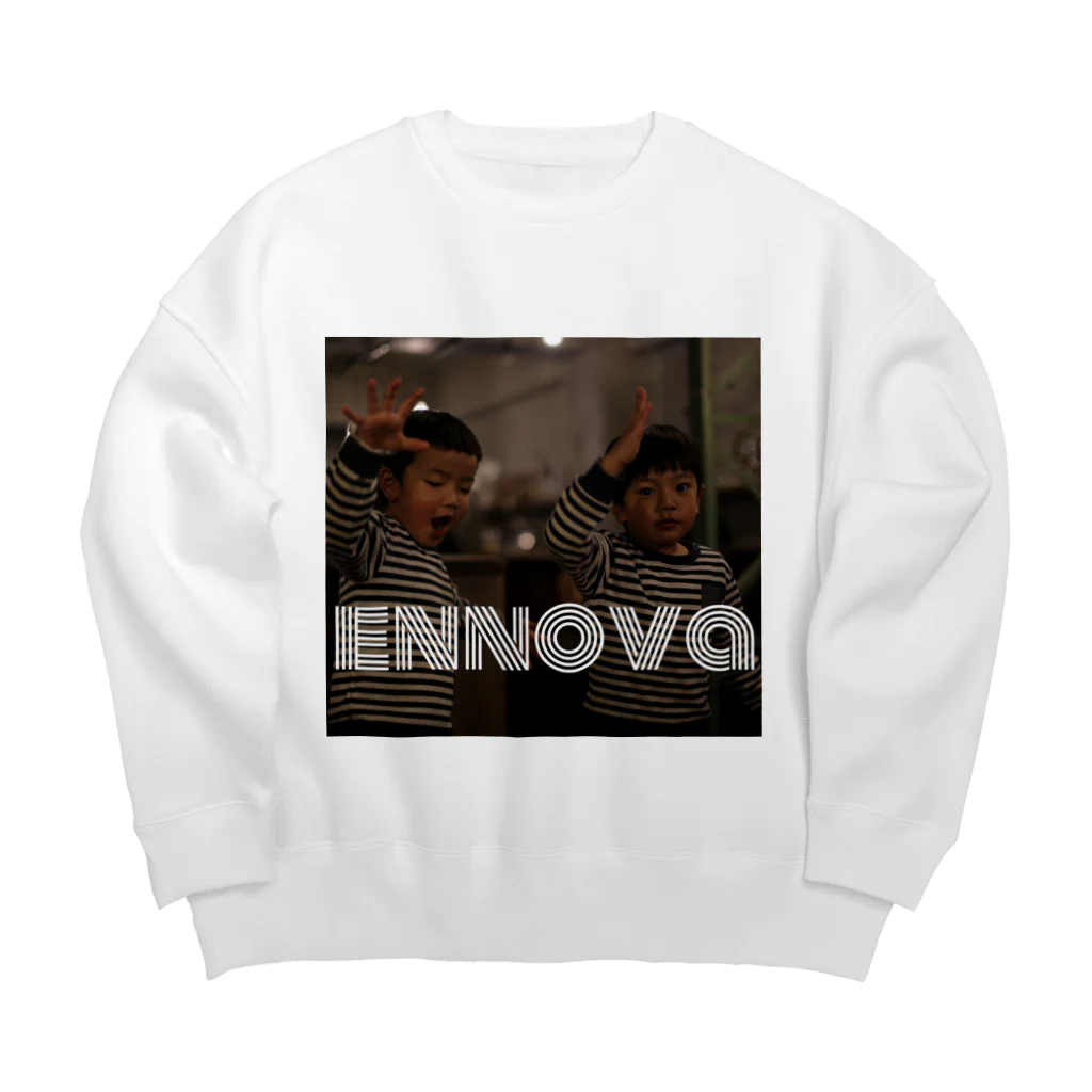 cafebar&guesthouse ennovaのダンシングキッズ Big Crew Neck Sweatshirt