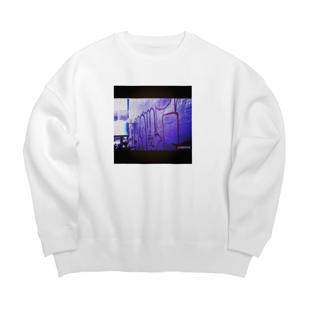 まいにち歌舞伎町のWALL Big Crew Neck Sweatshirt