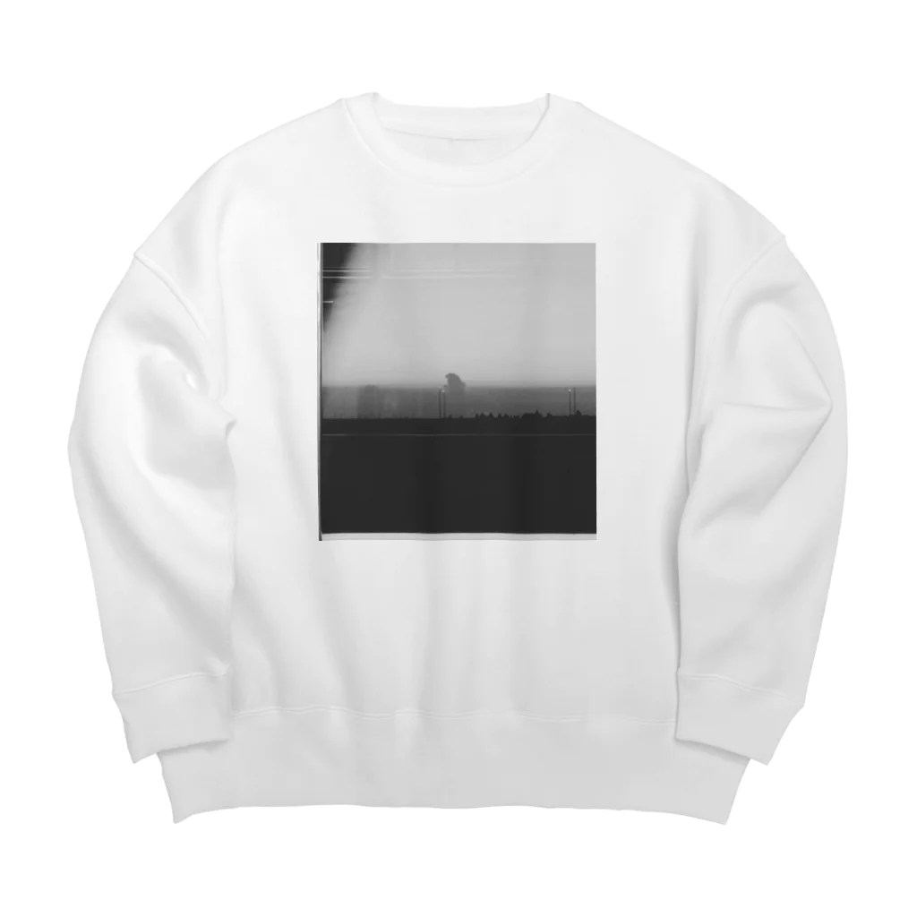 ニューセラミクスの車窓から怪獣がみえた Big Crew Neck Sweatshirt