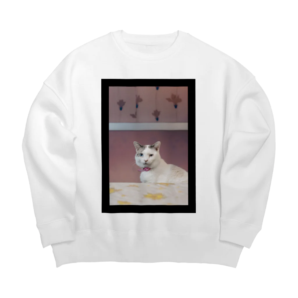 桜田 真碧の素敵な左目の猫。 Big Crew Neck Sweatshirt