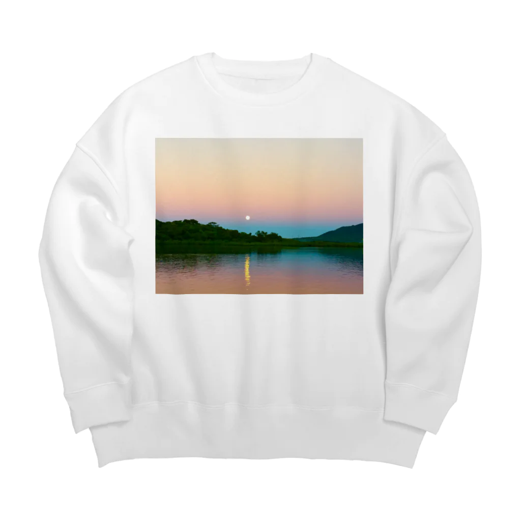 mizuphoto galleryのFull moon power Big Crew Neck Sweatshirt