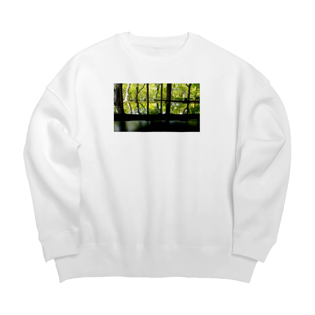 いろはの風薫る Big Crew Neck Sweatshirt