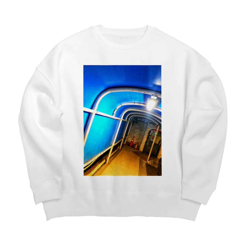 SLOTHの秀和の夜 Big Crew Neck Sweatshirt