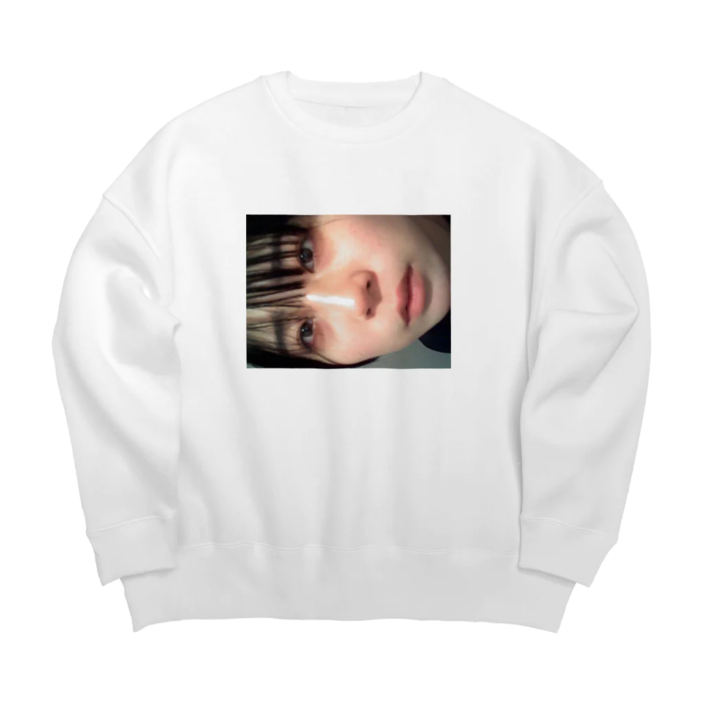 若い頃のこの顔引退出来ないぽい Big Crew Neck Sweatshirt