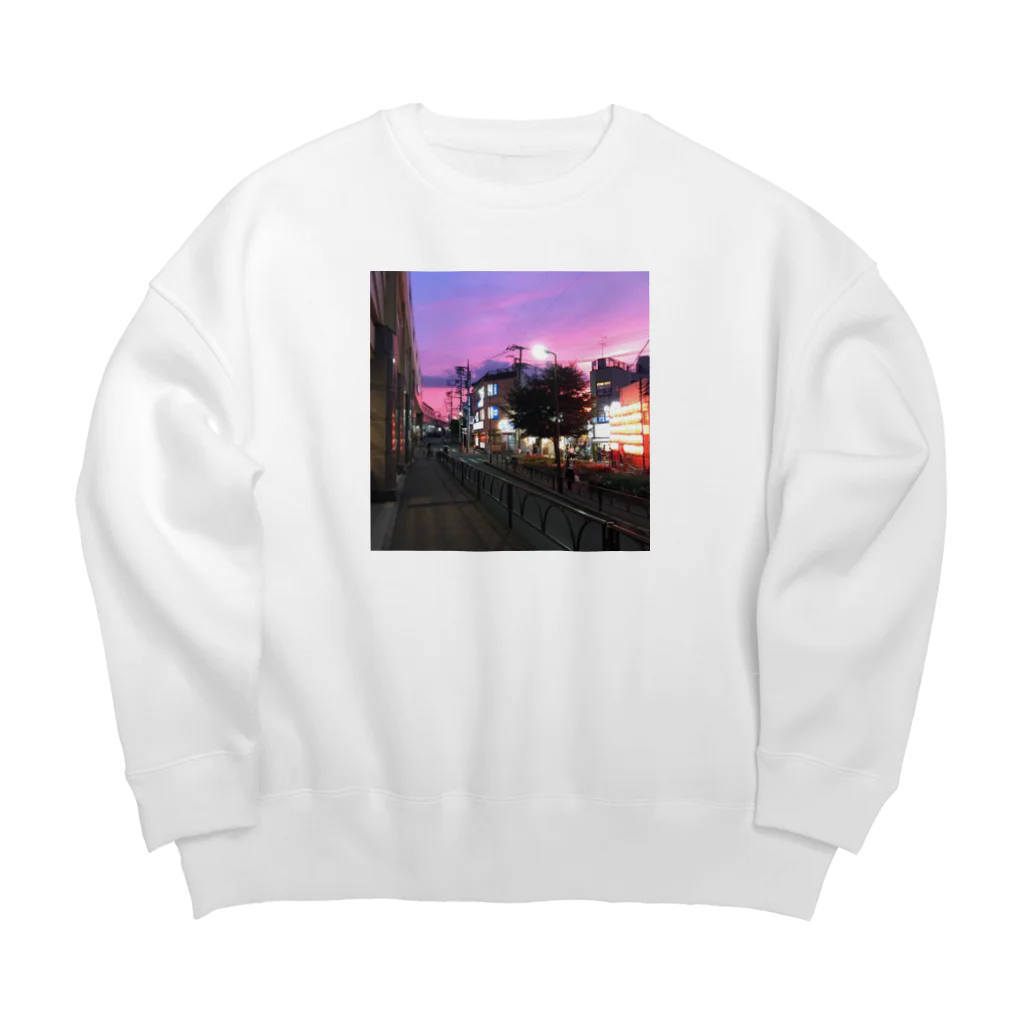 sioの豪徳寺駅前 Big Crew Neck Sweatshirt