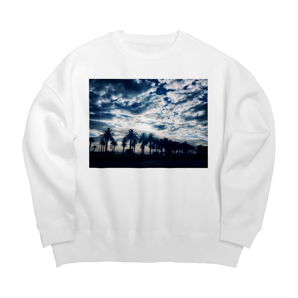 Sunnybunnyhoney37 のカタニパームツリーズ Big Crew Neck Sweatshirt