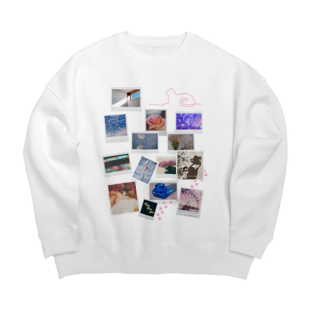 𝙈𝙊𝙈𝙊'𝙨 𝙎𝙝𝙤𝙥のMOMOとコラージュ Big Crew Neck Sweatshirt