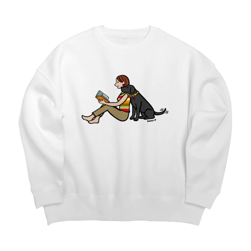 ハッピー・ラブラドールズのブラックラブラドールとママの読書の時間 Big Crew Neck Sweatshirt