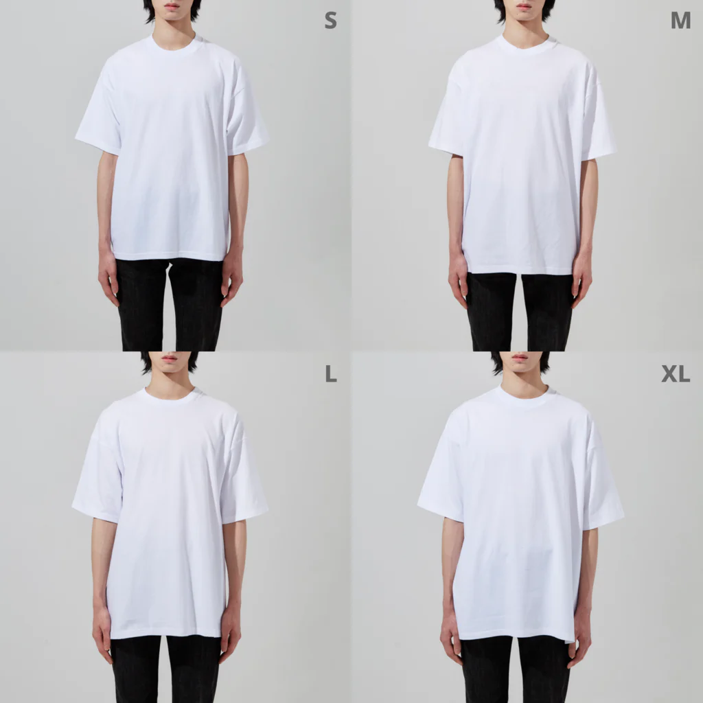 Ruchiのリクシャー　窓枠白色 Big T-Shirtmodel wear (male)