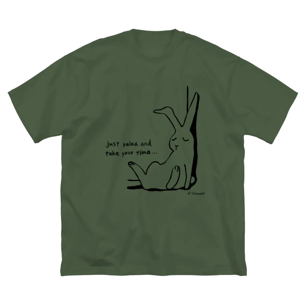 YuSunsetのりらっくすうさぎ（黒） ビッグシルエットTシャツ