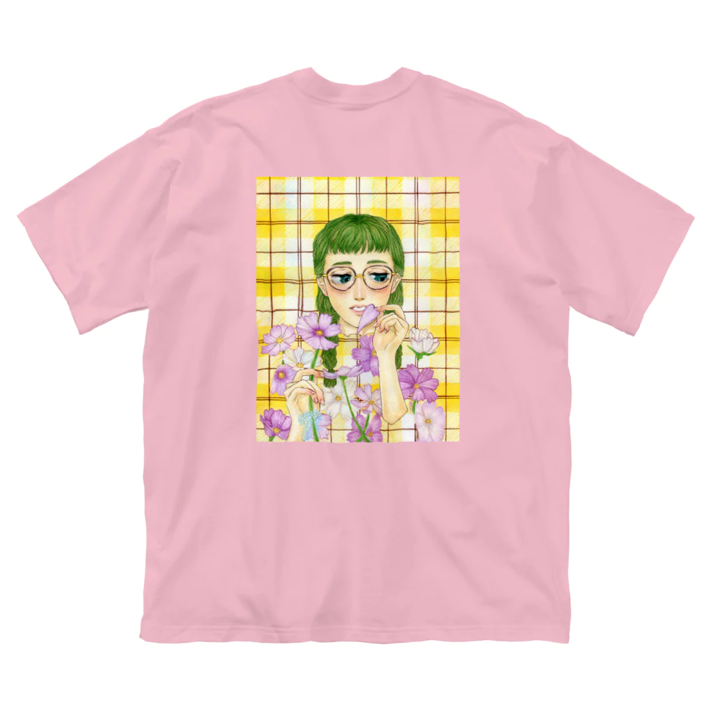 オーカワ真依の乙女心と秋の花 Big T-Shirt