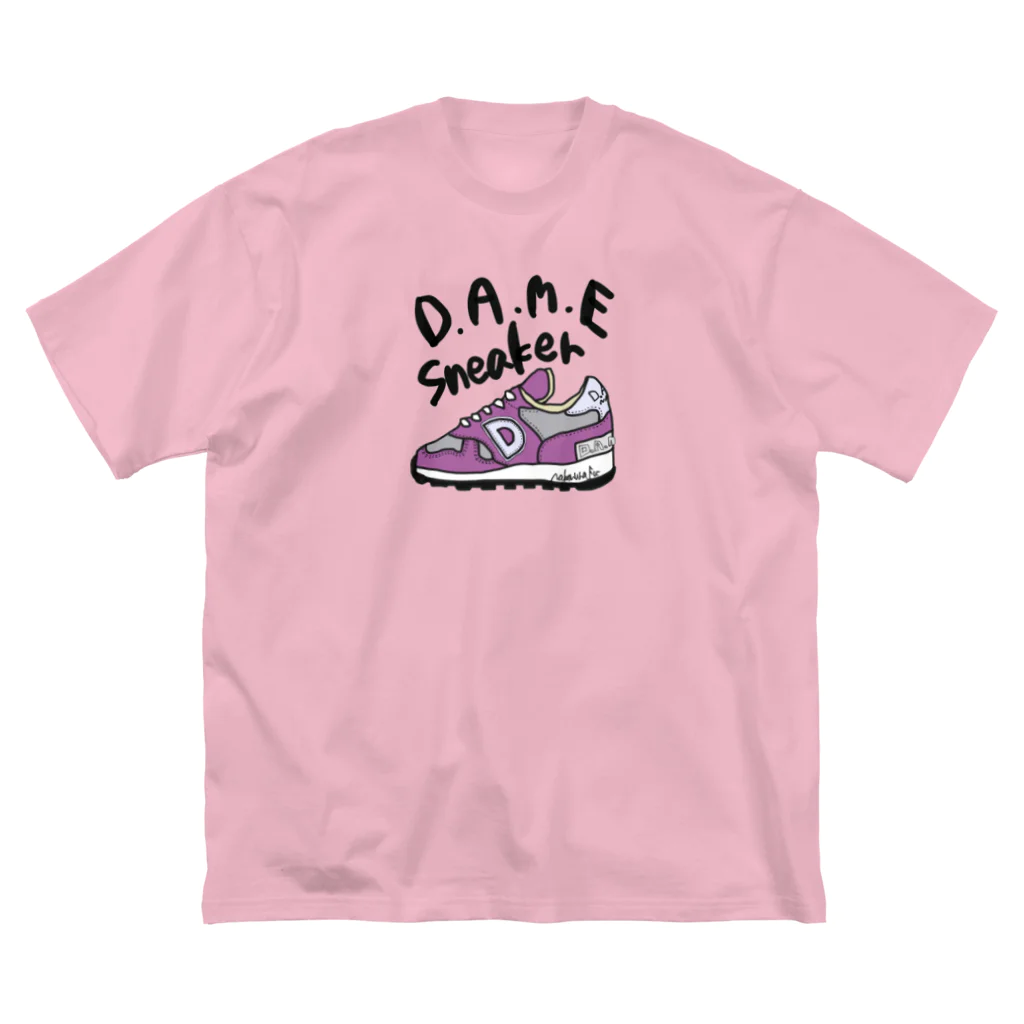 中村フー(ヘンダーソン )のDAME SNEAKER Big T-Shirt